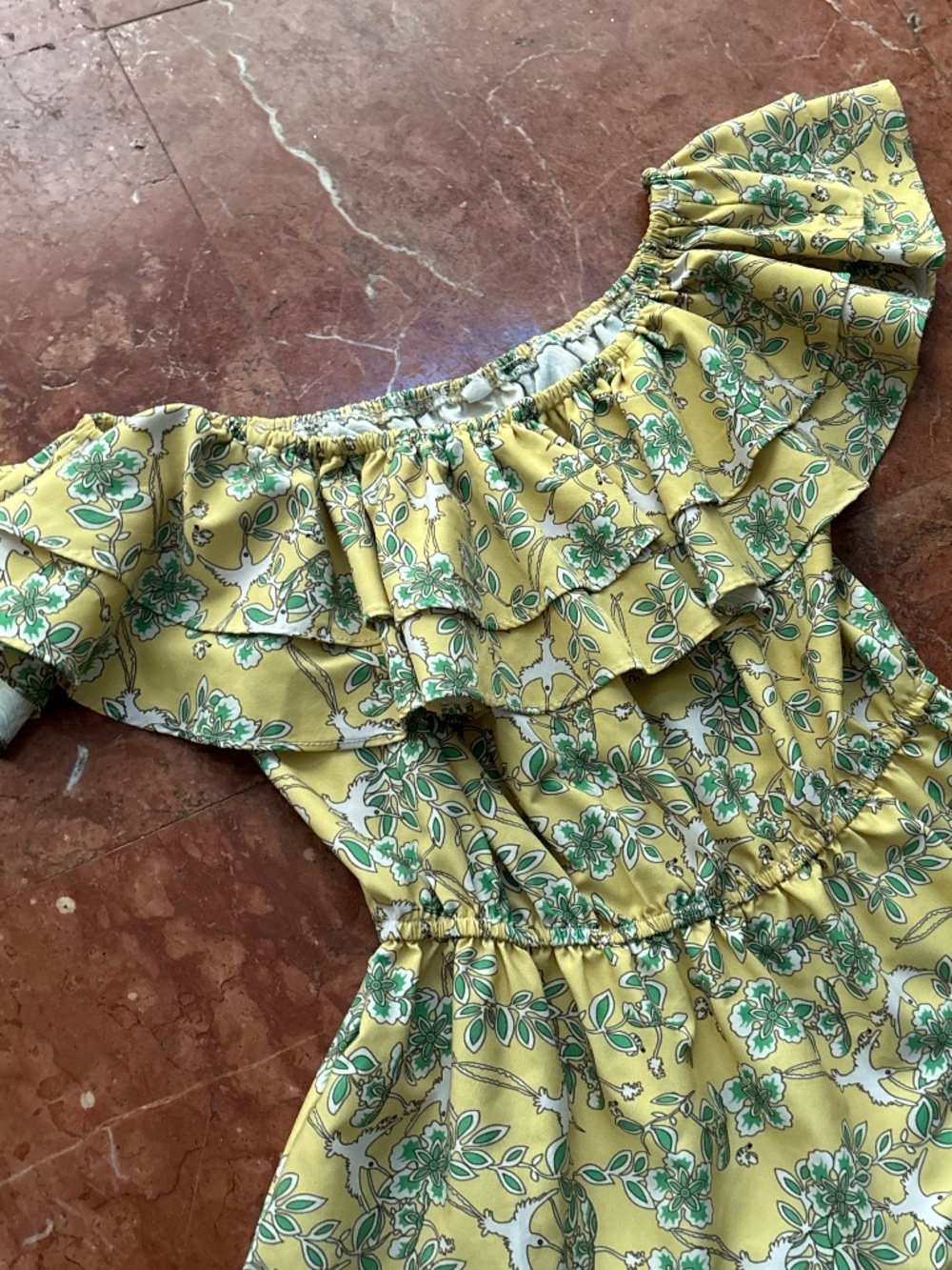 Off-Sholder Dress - Picture 3 of 3
